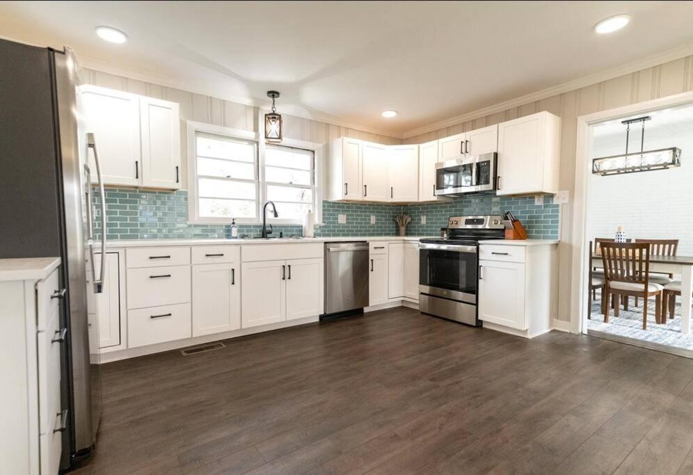 הוילה Edenton 3 Br/ 2 Bath King, Fire Pit מראה חיצוני תמונה